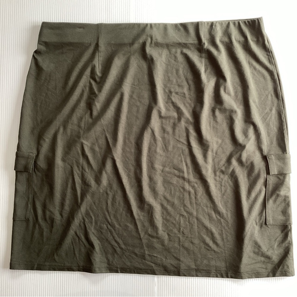 J Jill Womens Wearever Pull On Skirt Petite XL Green Knee Length stretch NWT